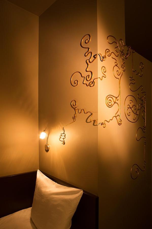 Hotel The Neufchatel Saint-Gilles Luaran gambar